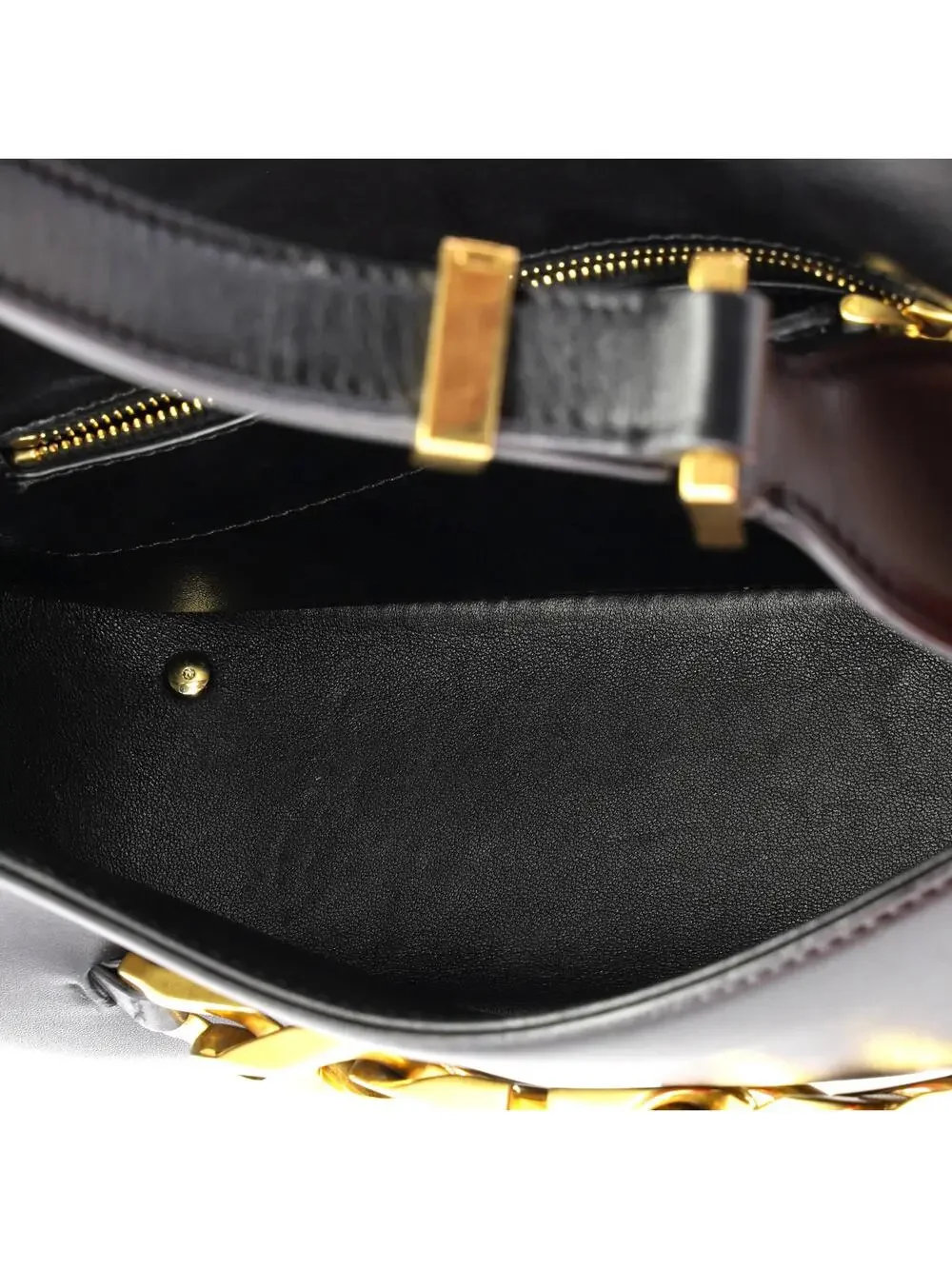 Valentino Garavani Vlogo Chain Flap #277072V98B